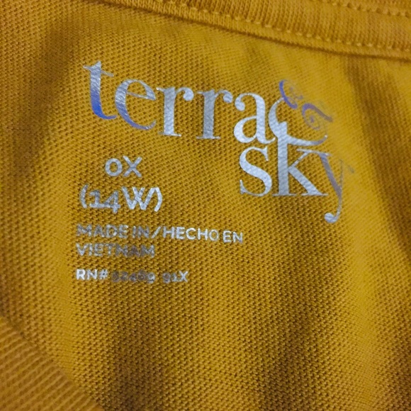 Terra & sky yellow v neck short sleeve tunic - Picture 4 of 7